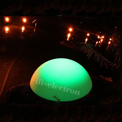 Lampe à billes étanche à l'eau à LED en plastique à changement de couleur en forme de demi-sphère pour la décoration du jardin