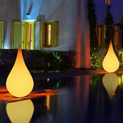 Lampe de sol à goutte d'eau en plastique pour décoration d'événements