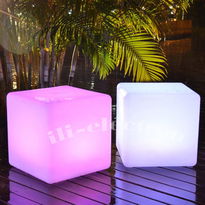 Éclairage de l'espace en plastique LED Cube Light Solution d'éclairage parfaite