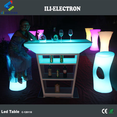 Table à cocktails en PE en plastique LED avec des modes d'éclairage à stroboscope et alimenté par une batterie au lithium rechargeable