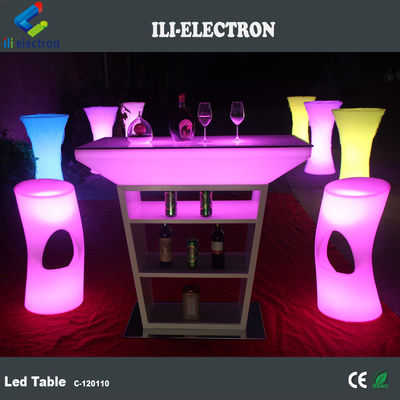 Table à cocktails en PE en plastique LED avec des modes d'éclairage à stroboscope et alimenté par une batterie au lithium rechargeable
