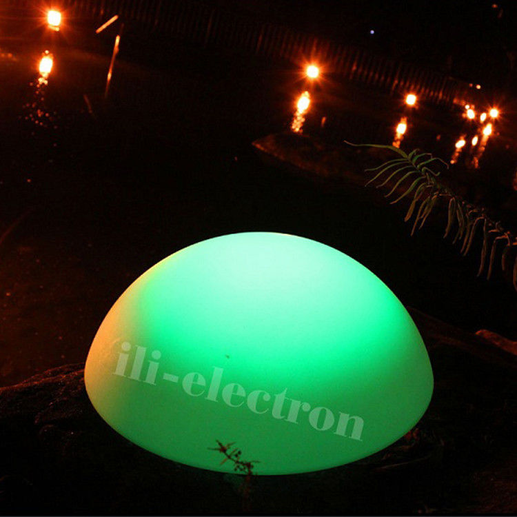 Lumière à demi-sphère en PE plastique LED rechargeable pour la décoration de Noël