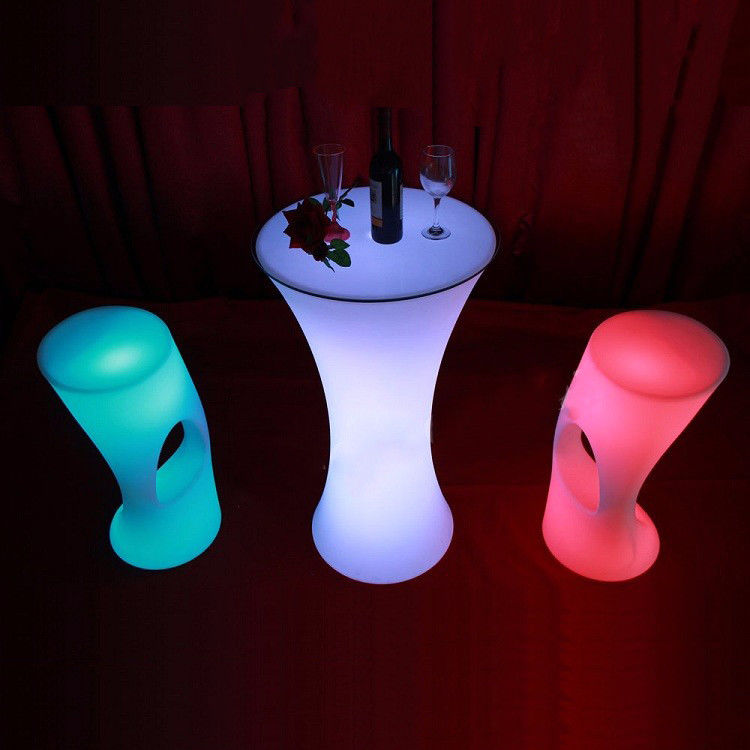 Table à cocktail en plastique IP 65 PE à LED RGB pour les fêtes et les événements